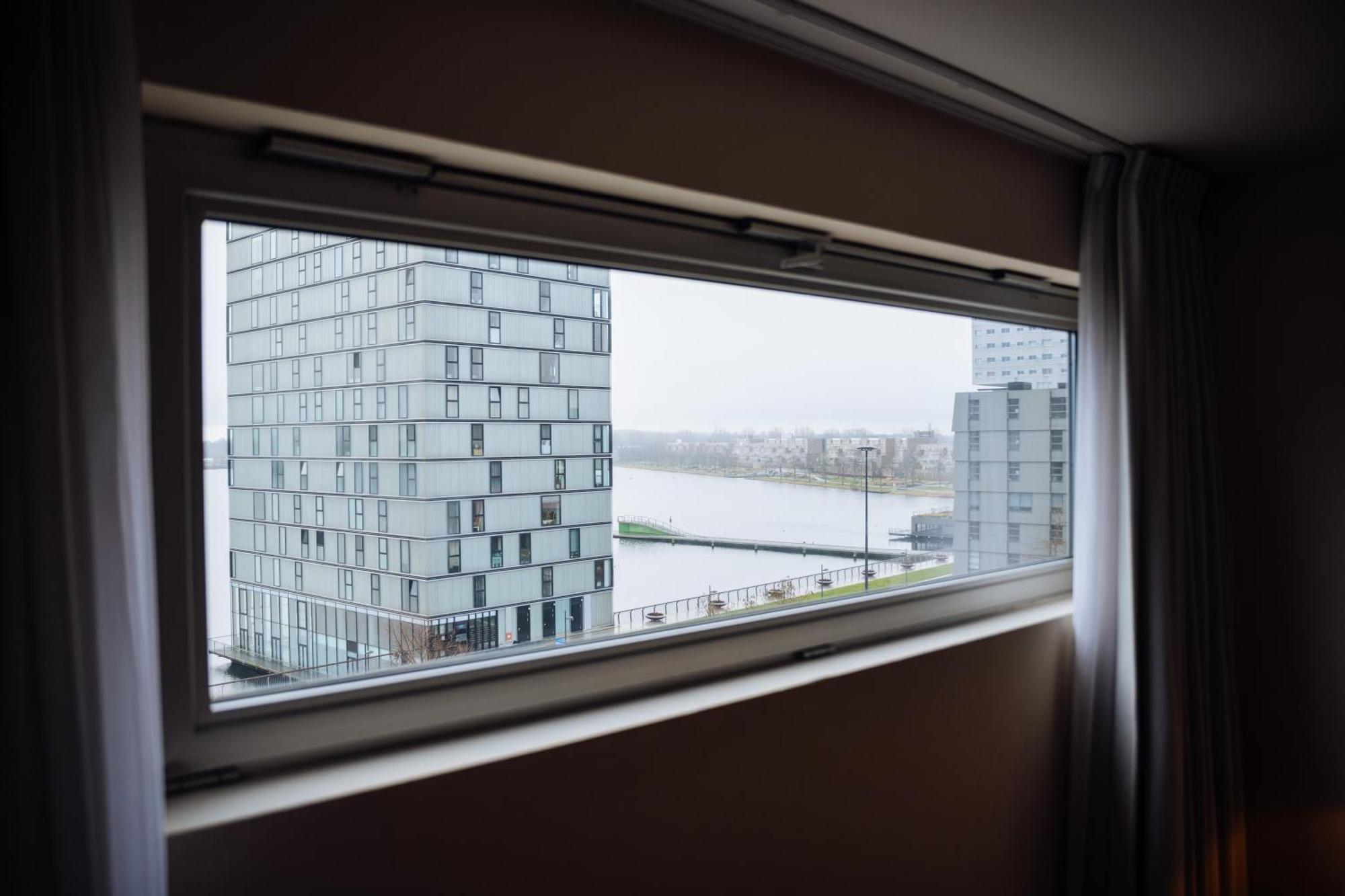 Leonardo Hotel Almere City Center Exteriör bild